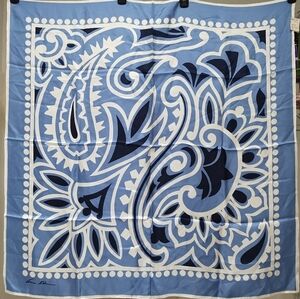 🧣 Anne Klein For Vera